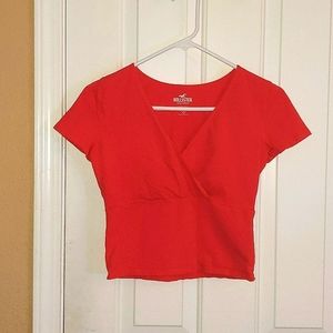 Hollister Red Baby Tee l V Neck Crop
